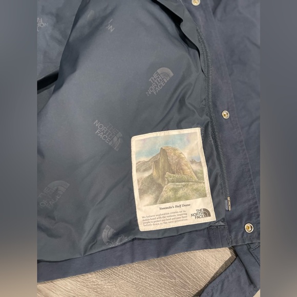 The North Face Blue Lightweight Jacket - Picture 7 of 12
